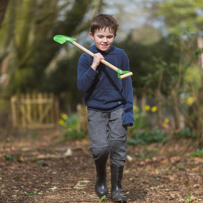 Long Handled Pointed Spade