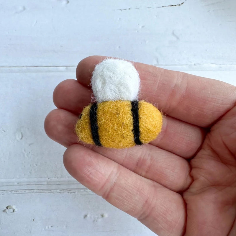 Felt Mini Bee with Beehive House