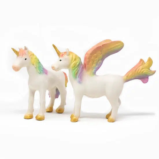 Rainbow Unicorn + Pegasus with Golden Hooves