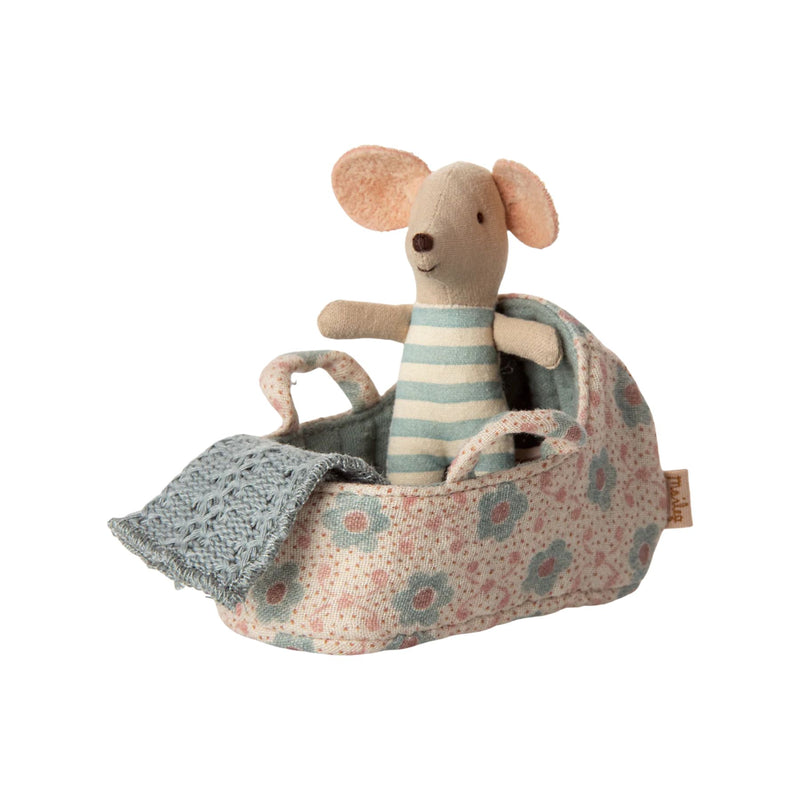 Carry Cot, Baby Mouse