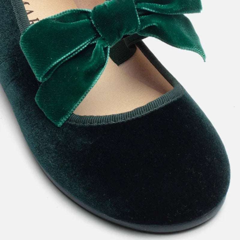 Mary Janes, Andie Emerald