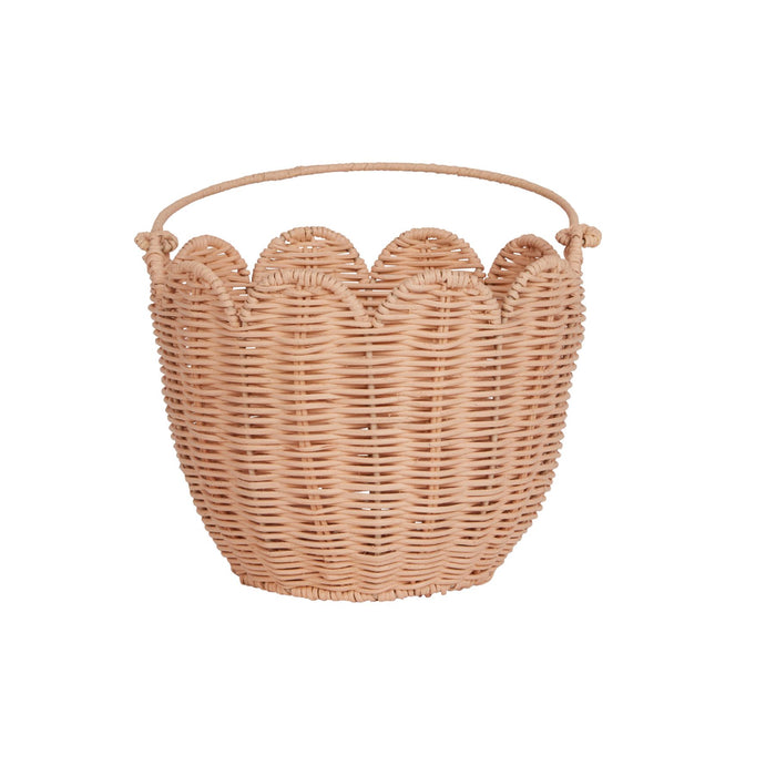 Rattan Tulip Carry Basket
