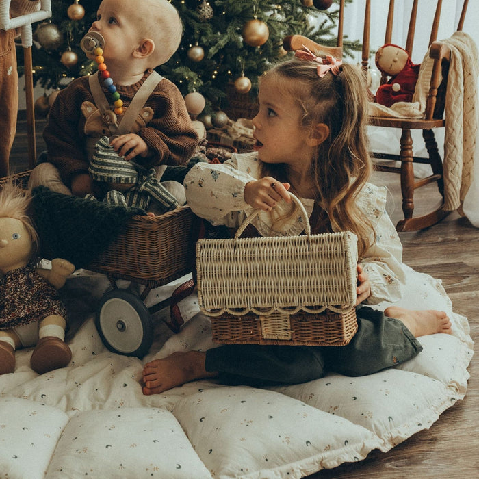 Rattan Gingerbread Casa Clutch