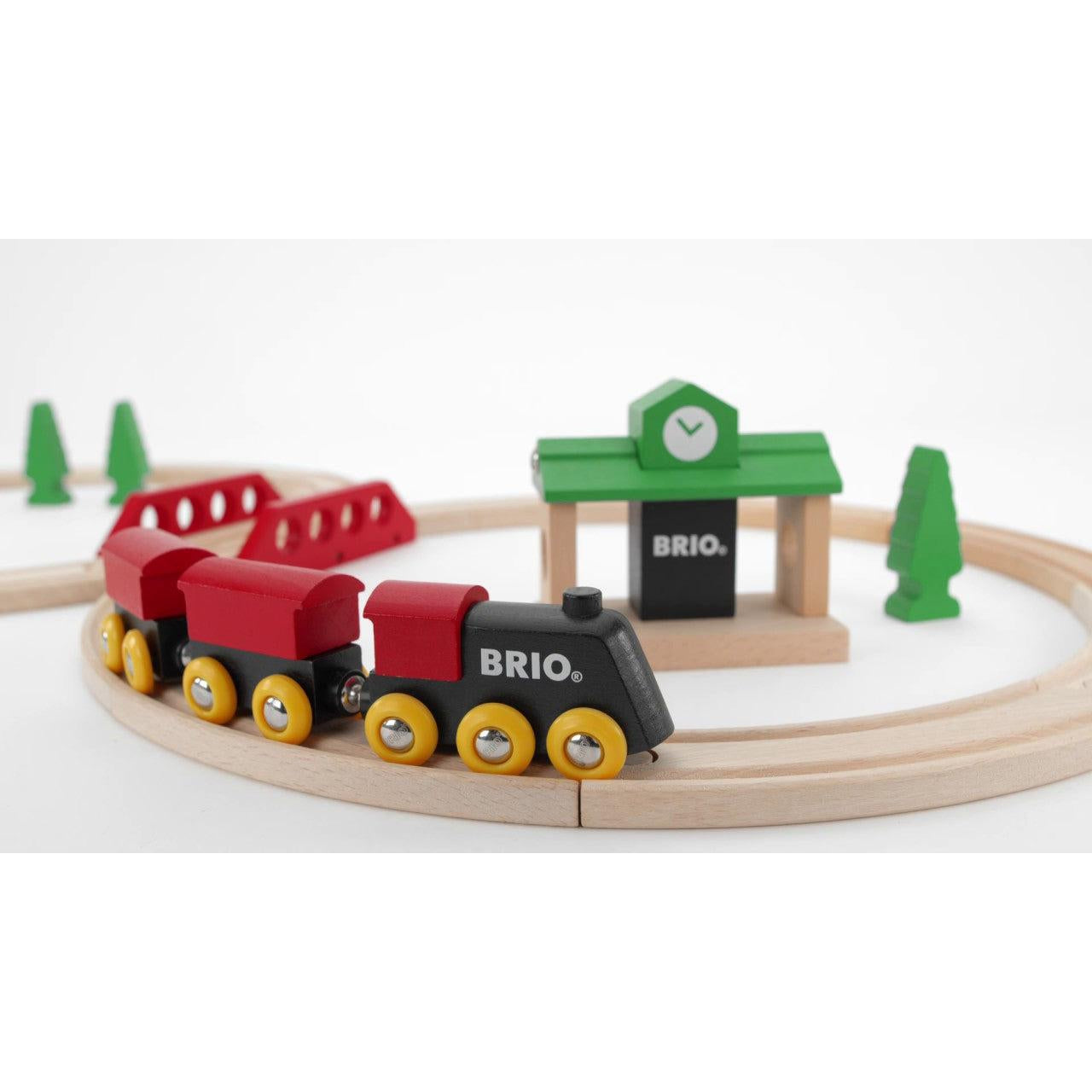 Brio classic store deluxe railway set